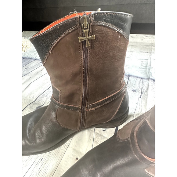 Mark Nason 67179 Ankle Zip Distressed Leather Metal Cross Brown Boots Mens Sz 11 - Picture 7 of 10